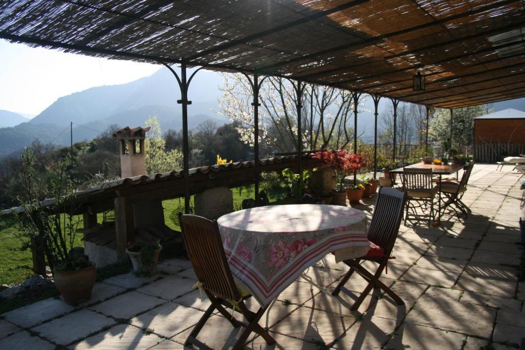 Les Hauts De L'Escoulaou Hotel Castellane Phòng bức ảnh
