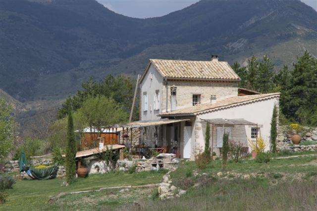 Les Hauts De L'Escoulaou Hotel Castellane Phòng bức ảnh