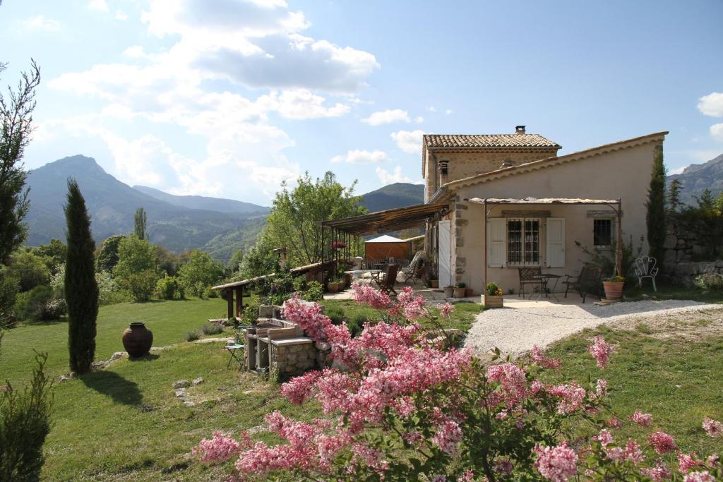 Les Hauts De L'Escoulaou Hotel Castellane Phòng bức ảnh