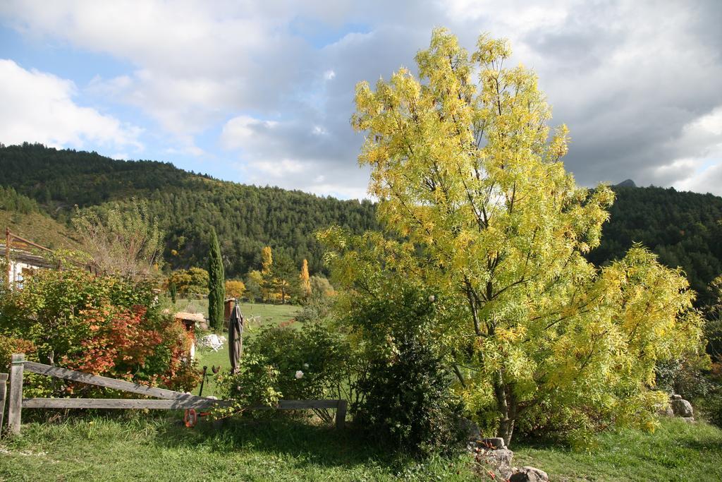 Les Hauts De L'Escoulaou Hotel Castellane Phòng bức ảnh
