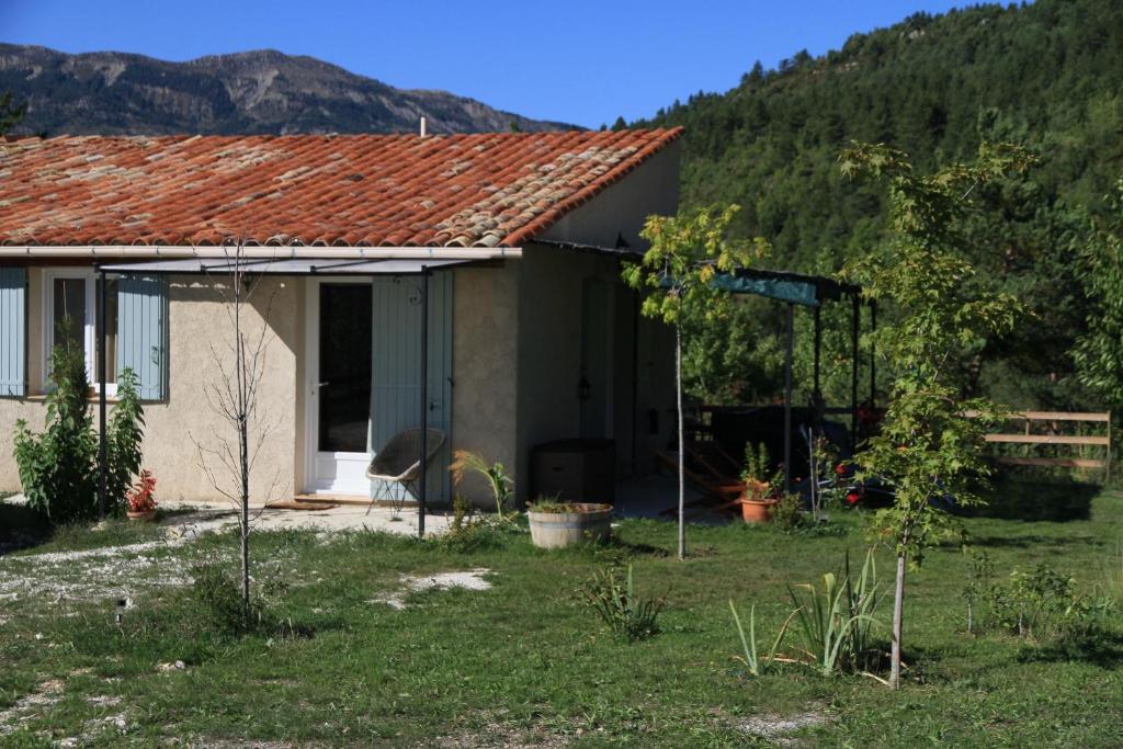 Les Hauts De L'Escoulaou Hotel Castellane Phòng bức ảnh