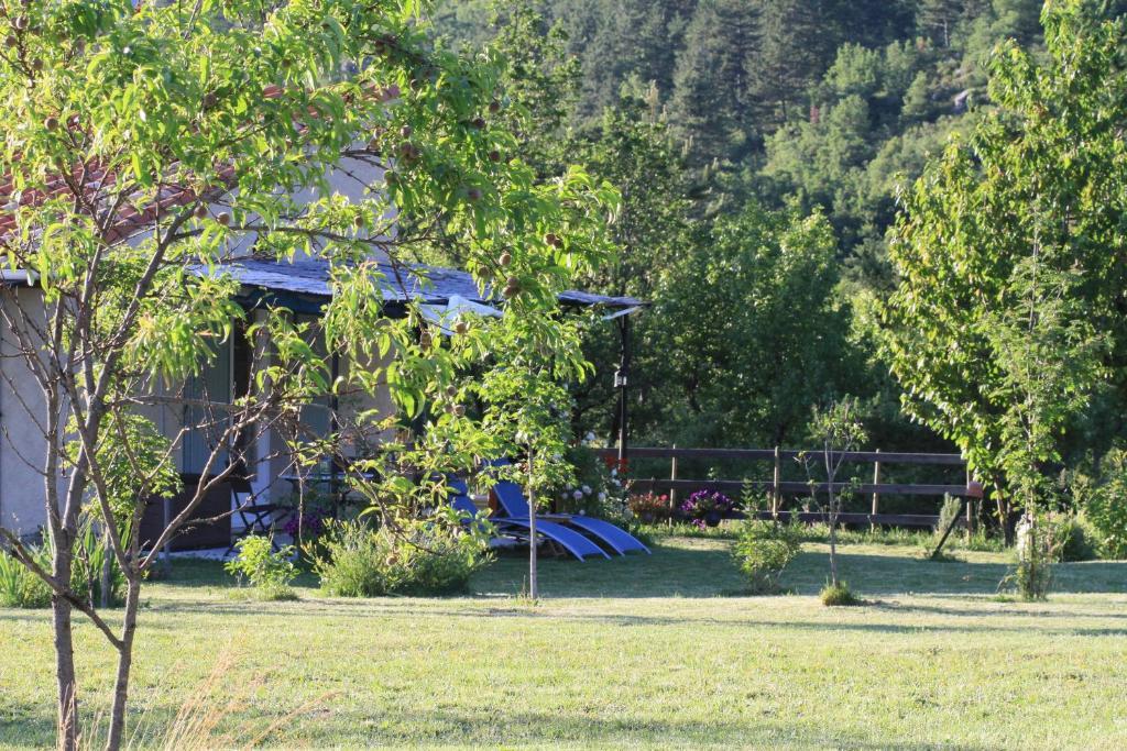 Les Hauts De L'Escoulaou Hotel Castellane Phòng bức ảnh
